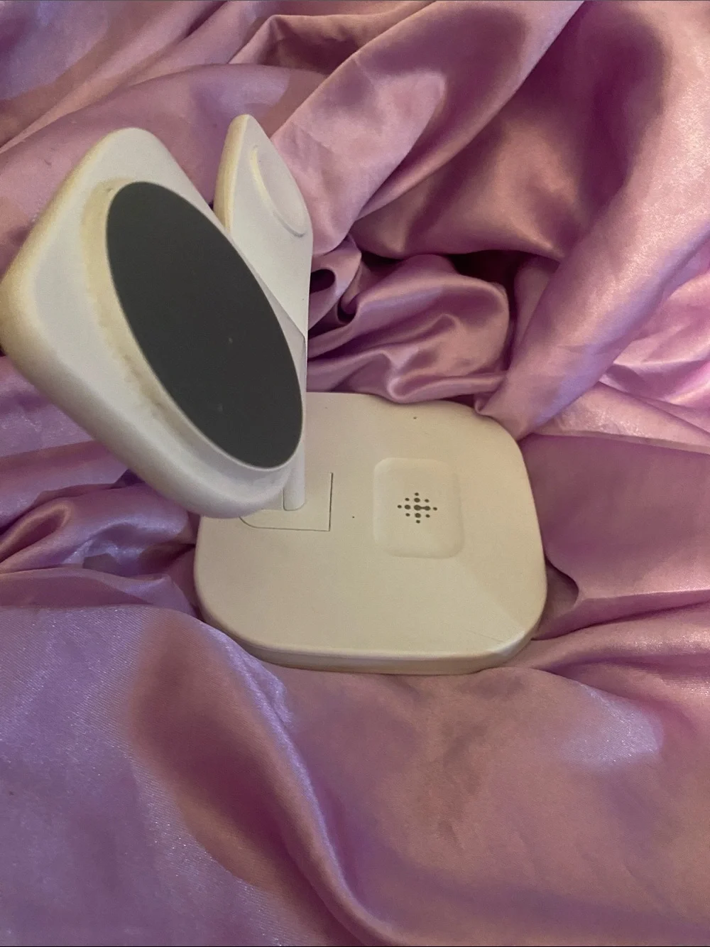 APPLE DEVICES 3 IN 1 MAGSAFE WIRELESS CHARGING STATION YM-UD22 NIGHT LIGHT